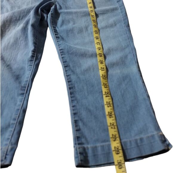 Bandolino Blu Women's Light Blue Missy Sams Capris Jeans Size 8! - Picture 11 of 12
